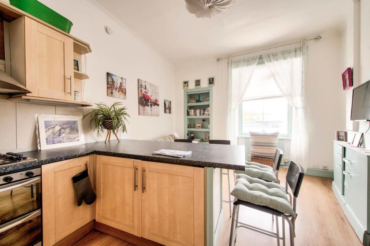 Guestready - Cosy Home 5 Minutes From Waverley! Edinburgh Luaran gambar